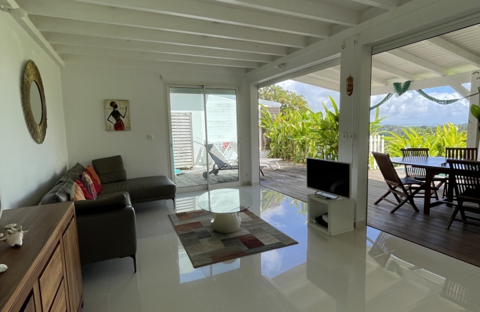 Villa T4 meubl&eacute;e avec piscine