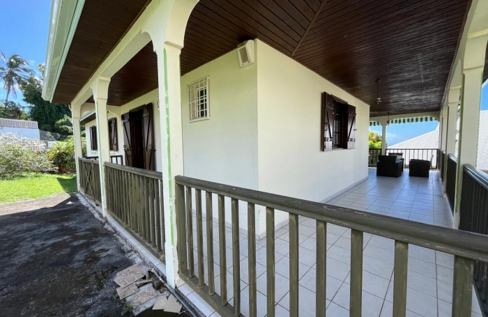 SAINT CLAUDE Villa T4 + garage