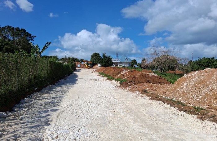 - BAIE-MAHAULT   lotissement r&eacute;sidentiel de 12 parcelles, &laquo; Les Jardins de Tivoli &raquo;,