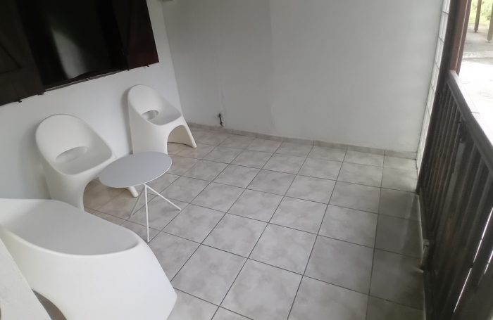 MAISON T2 (Meubl&eacute;e) 'EAU + &Eacute;LECTRICIT&Eacute; ' / 44 m2 / 97170 PETIT-BOURG