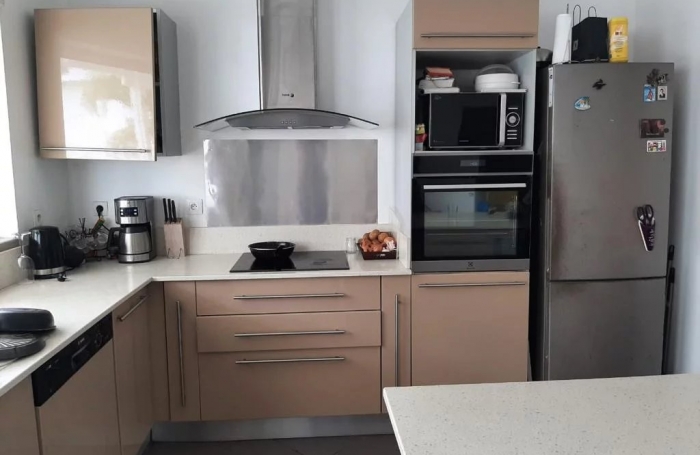 Location Maison 140m&sup2; 4 pièces Sainte Rose