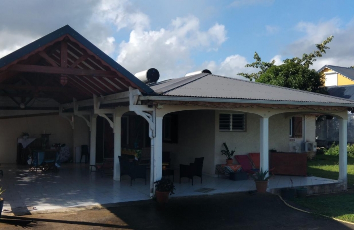 Vente Maison 129m&sup2; 3 pièces Sainte Rose