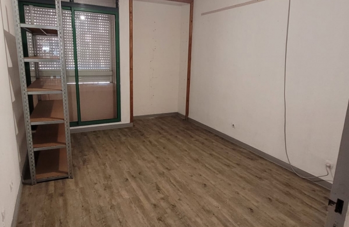 POINTE A PITRE - CENTRE - SPACIEUX APPARTEMENT TYPE 5