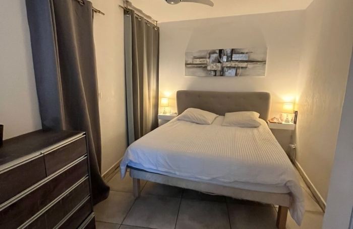 L'HOUEZEL : SPACIEUSE TERRASSE / VUE DEGAGEE