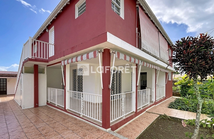 Location Appartement 85m&sup2; 4 pi&egrave;ces Sainte Rose