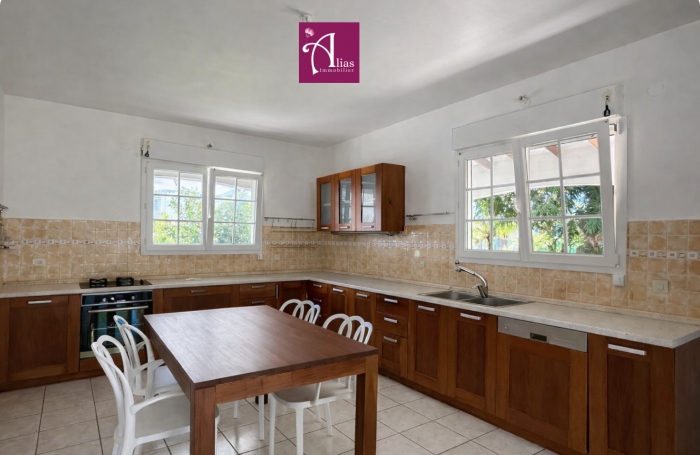 MAISON MEUBL&Eacute;E GRAND JARDIN CLOTUR&Eacute; ST ANNE/MOULE