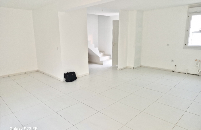 Villas neuve de 4 pi&egrave;ces situ&eacute;e aux ABYMES