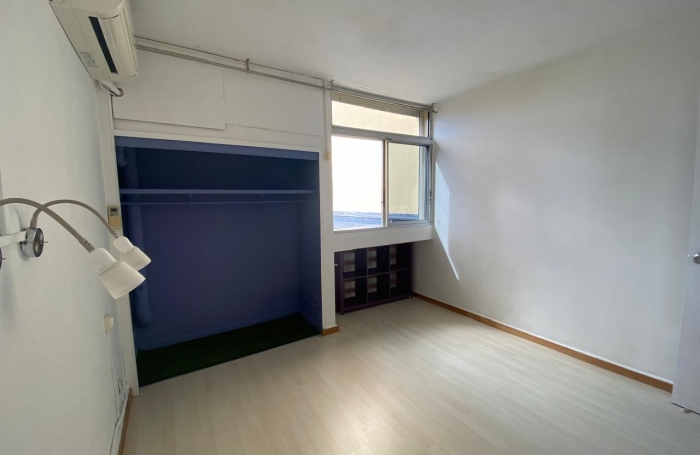 Beau T3 lumineux &agrave; Bas du fort