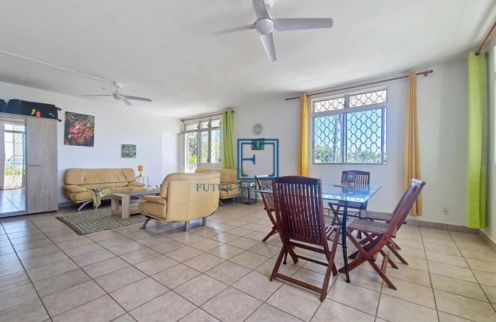 Vente Maison 174m&sup2; 7 pièces Gosier