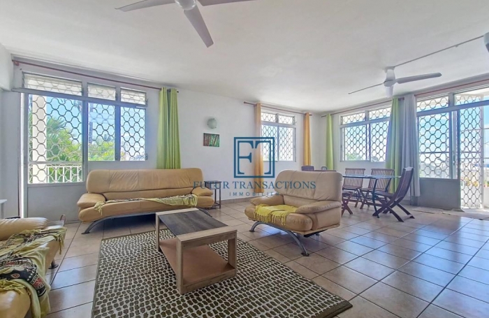 Vente Maison 174m&sup2; 7 pièces Gosier