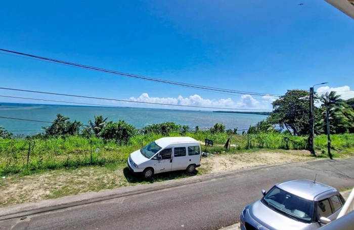 Vente Maison 110m&sup2; 5 pièces Petit-Bourg