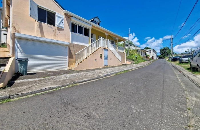 Vente Maison 110m&sup2; 5 pièces Petit-Bourg