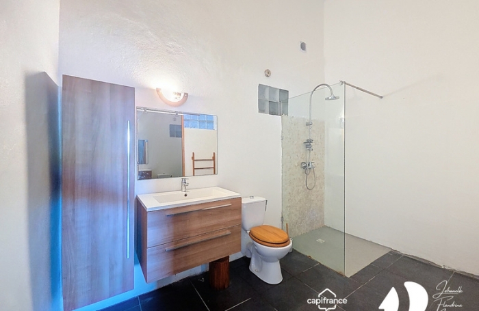 Location Maison 91m&sup2; 5 pièces Les Abymes