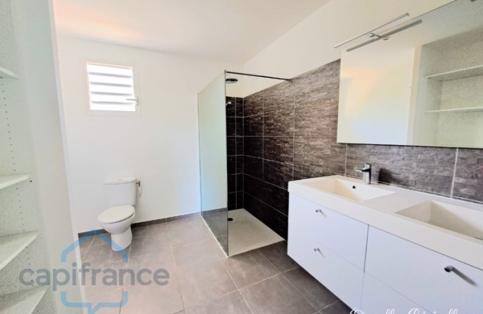 Vente Maison 111m&sup2; 4 pièces Lamentin