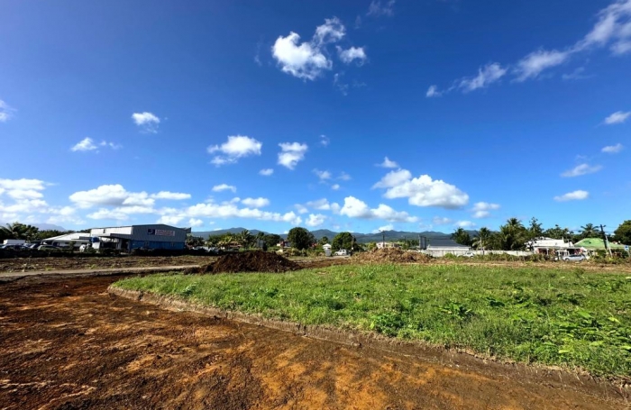 Vente Terrain 97115