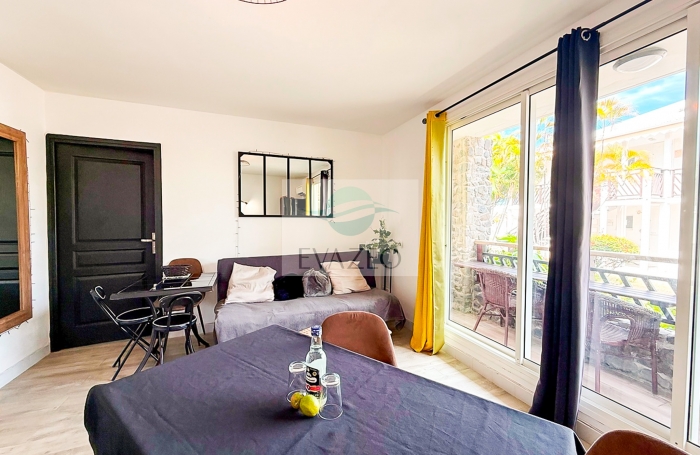 Appartement meubl&eacute; T3 Front de mer 64m2 piscine