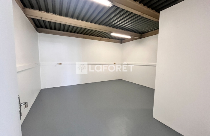 Location Divers 70.6m&sup2; Baie Mahault