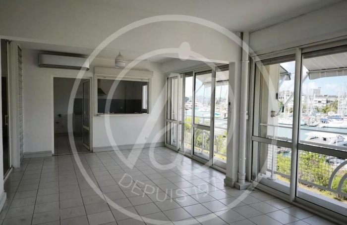 Location Appartement 120.55m&sup2; 4 pièces Pointe-&agrave;-Pitre