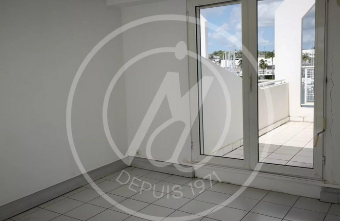 Location Appartement 120.55m&sup2; 4 pièces Pointe-&agrave;-Pitre