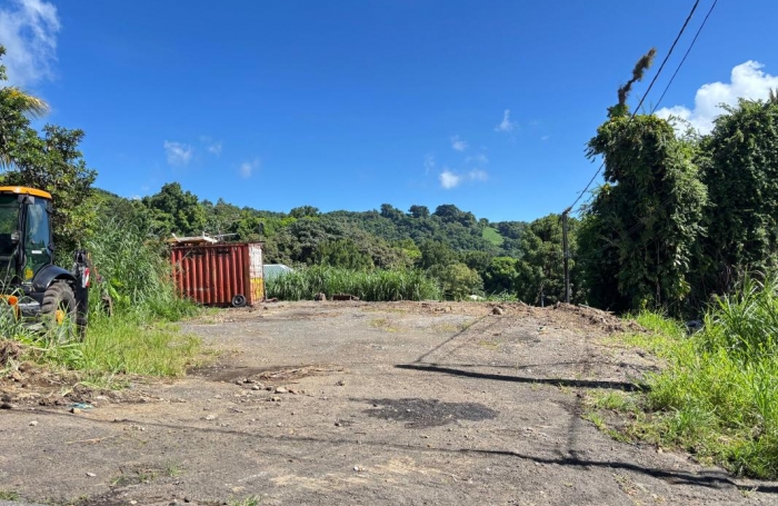 Vente Terrain 400m&sup2; Saint Claude