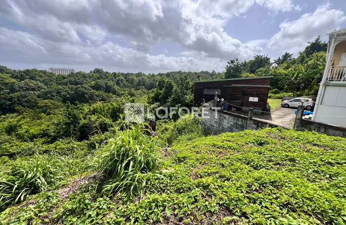 Vente Terrain 678m&sup2; Les Abymes
