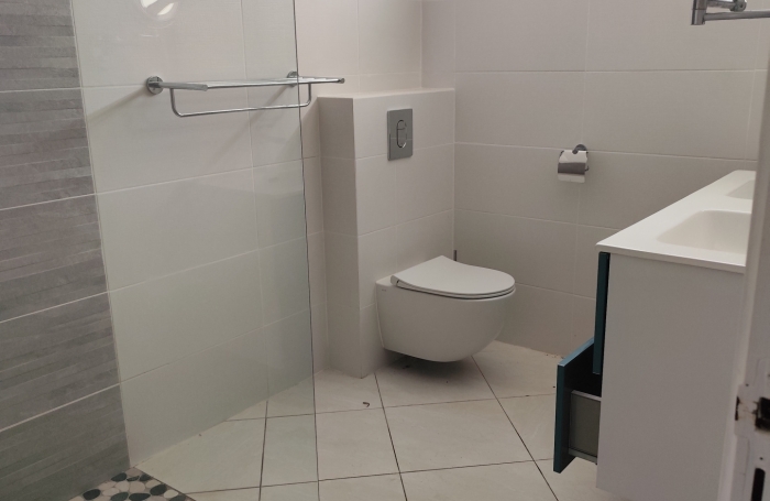 Maison avec piscine  150 m2  Pointe-Noire