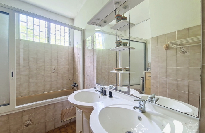 Vente Maison 193m&sup2; 9 pièces Anse-Bertrand