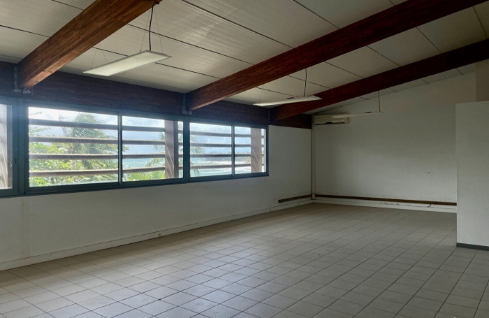 Vente Bureaux 162m&sup2; Capesterre Belle Eau