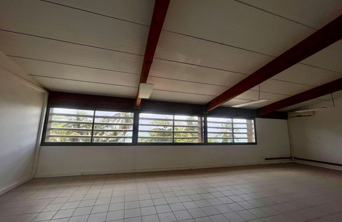 Vente Bureaux 162m&sup2; Capesterre Belle Eau
