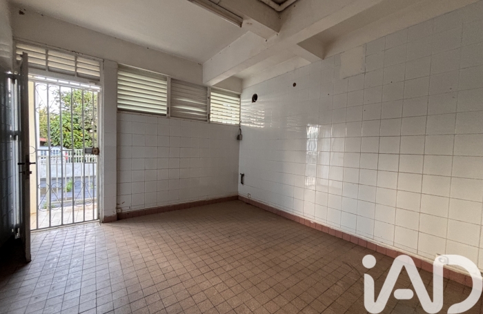 Vente Maison 193m&sup2; 8 pièces Sainte Rose