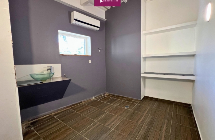 Location Bureaux 97122