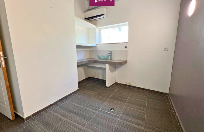 Location Bureaux 97122