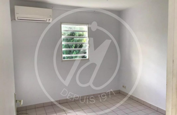 Location Appartement 80.75m&sup2; 4 pièces Petit-Bourg