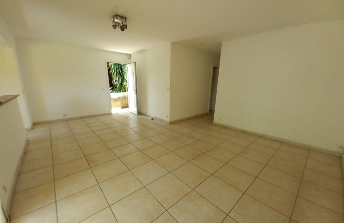 Location Appartement 63m&sup2; 3 pièces Gosier