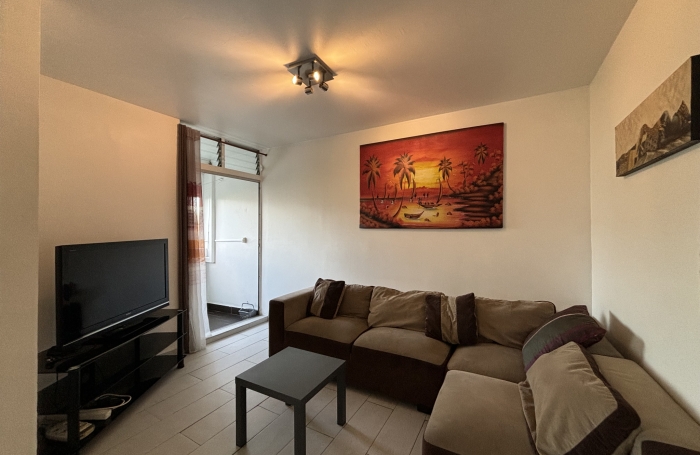 Appartement cinq pi&egrave;ces aux Abymes - LONGFORT IMMOBILIER