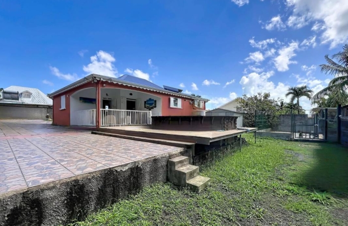 Vente Maison 83m&sup2; 4 pièces Sainte Rose