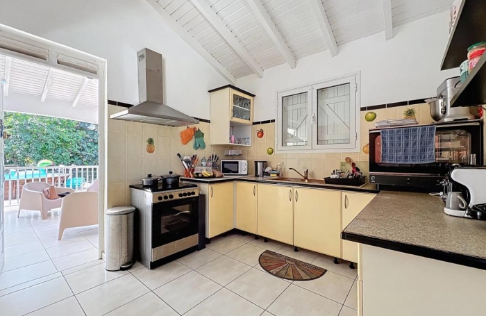 Vente Maison 83m&sup2; 4 pièces Sainte Rose