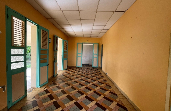 Prix en baisse !!! Maison F6 de 101m2 &agrave; r&eacute;nover