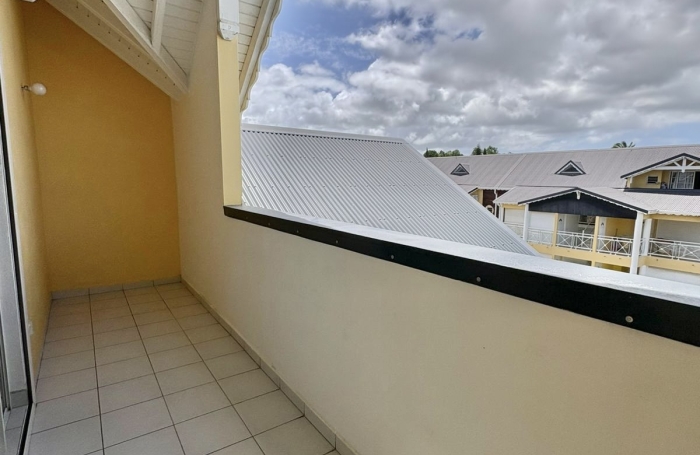 LOCATION GRAND T2 MEUBL&Eacute; BOURG SAINT FRANCOIS PARKING