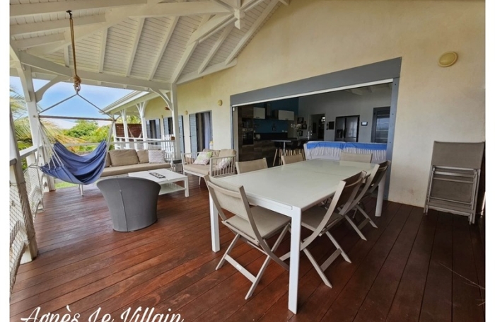 Vente Maison 89m&sup2; 4 pièces Bouillante
