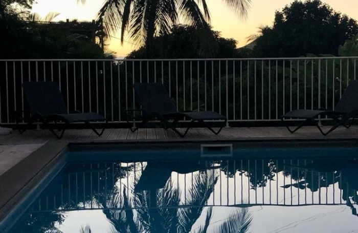 Vue mer | Piscine | Terrasse couverte -Villa T4 au Poirier, Bouillante