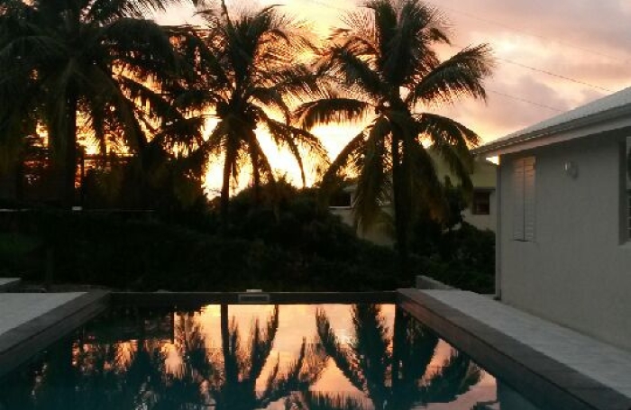Vue mer | Piscine | Terrasse couverte -Villa T4 au Poirier, Bouillante