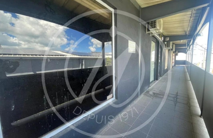 Location Local commercial Baie Mahault