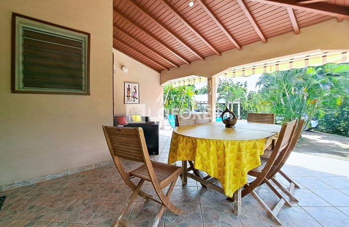Vente Maison 90.75m&sup2; 4 pi&egrave;ces Lamentin