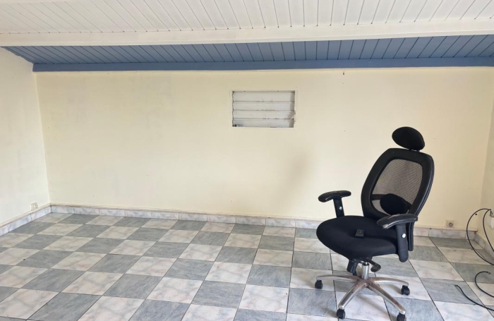 Vente Maison 180m&sup2; 6 pièces Capesterre Belle Eau