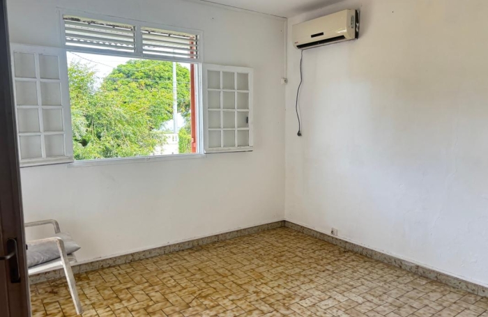 Vente Maison 180m&sup2; 6 pièces Capesterre Belle Eau