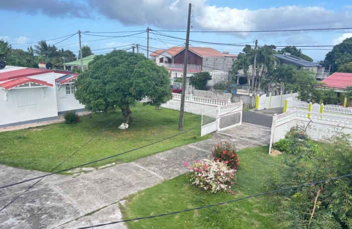 Vente Maison 180m&sup2; 6 pièces Capesterre Belle Eau