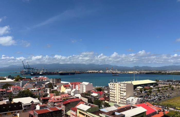 Vente Appartement 72.9m&sup2; 4 pièces Pointe-&agrave;-Pitre