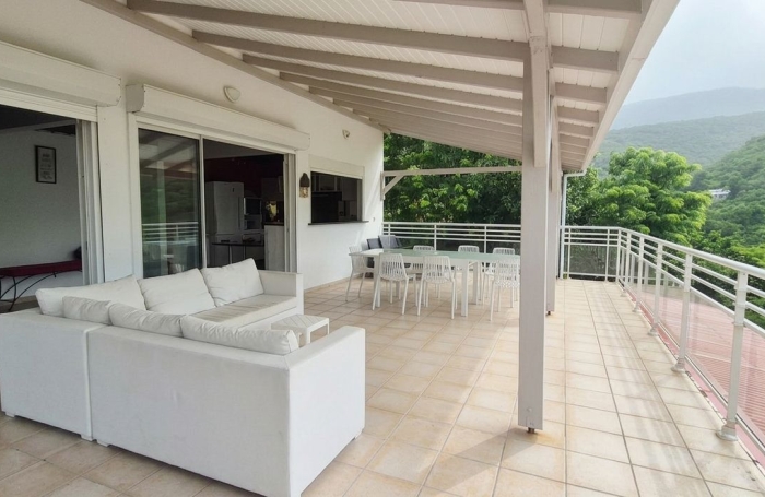 Location Maison 110.94m&sup2; 7 pièces Bouillante