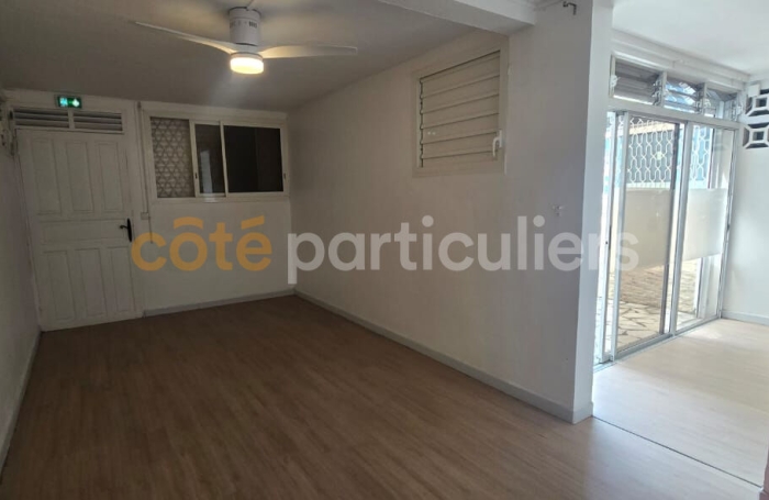 Vente Maison 200m&sup2; Les Abymes